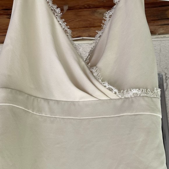 Nicole Miller "Nina" Design Silk Ivory and Lace Wedding Gown with Train Size 4 - Picture 4 of 8